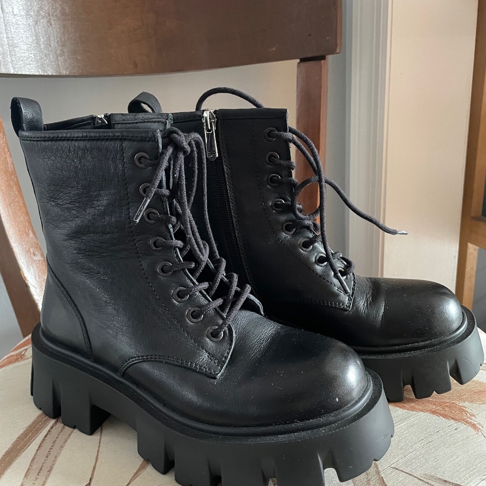 Leather boots